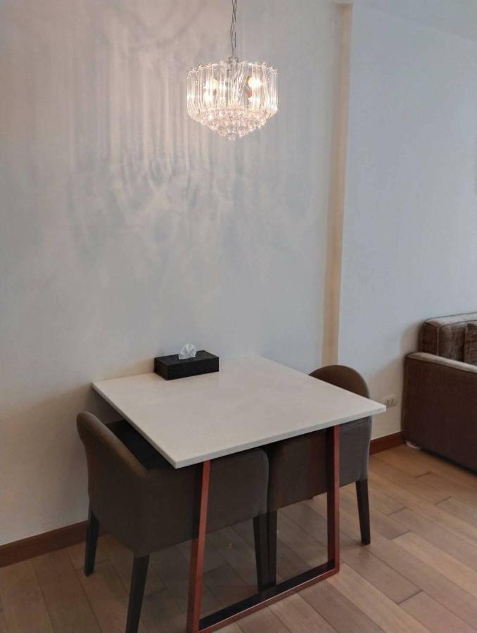 The Astra Chiang Mai Apartman Kültér fotó