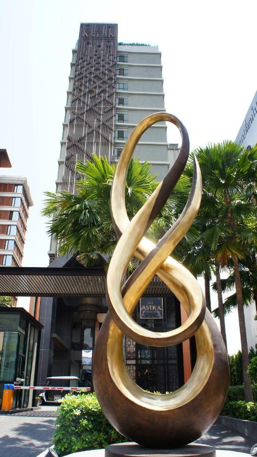The Astra Chiang Mai Apartman Kültér fotó
