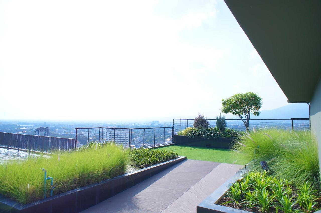 The Astra Chiang Mai Apartman Kültér fotó